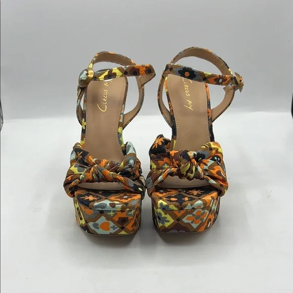 Circus by Sam Edelman Floral Platform Heels - Picture 4 of 15